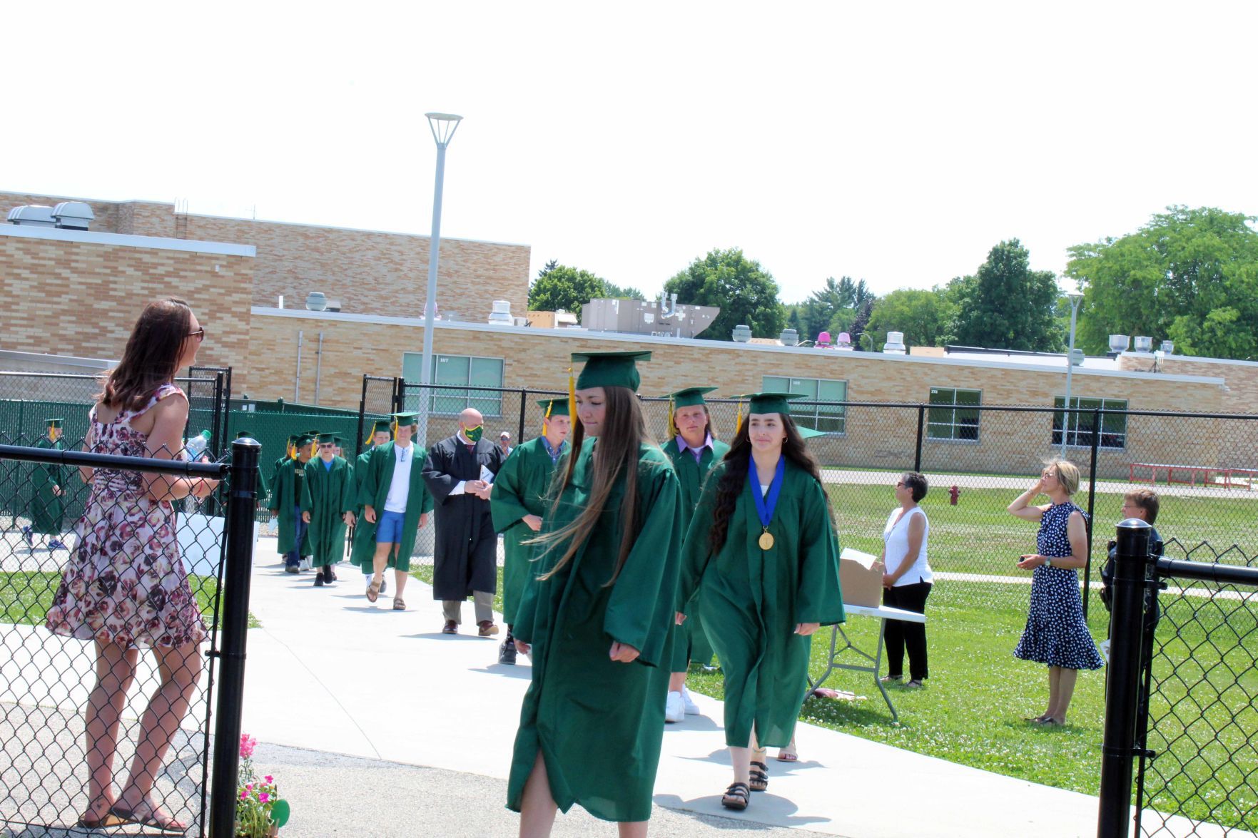 062920- ctzn=news=bdhs030.jpg